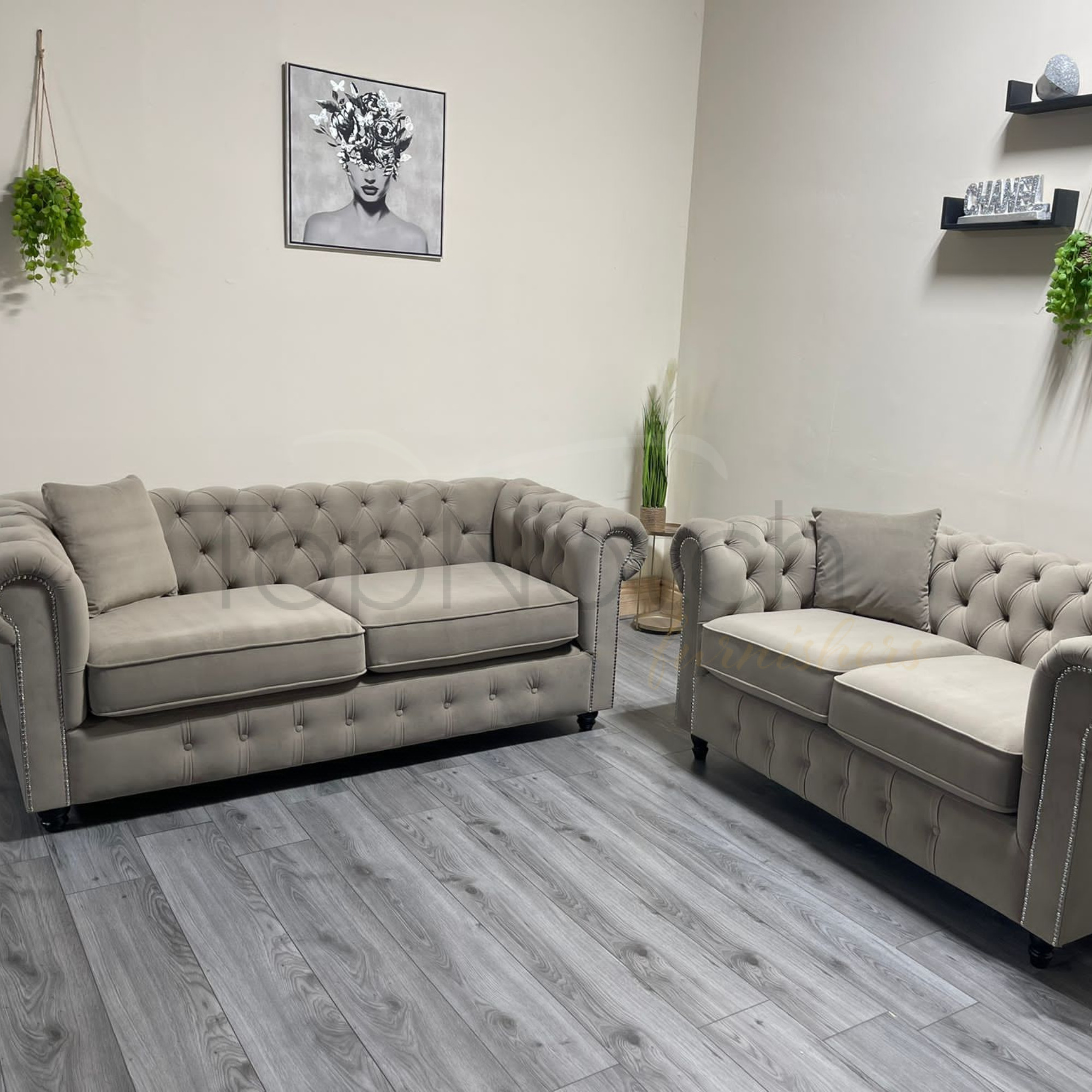 Cevian Chesterfield Sofa