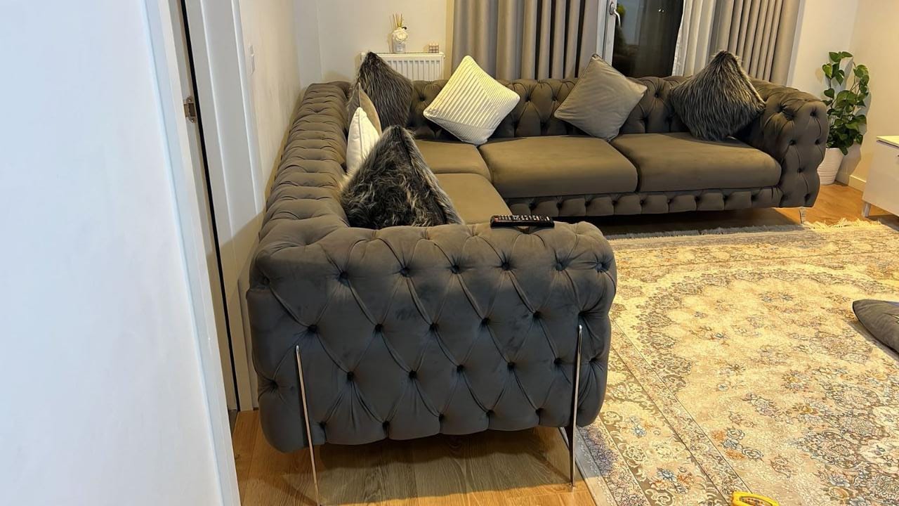 Ambassador Chesterfield Corner Sofa With Deep Buttoned Sides